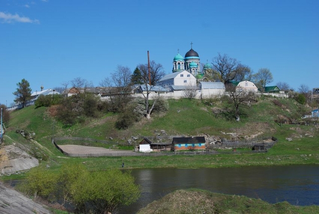 The view on the monastery across the river