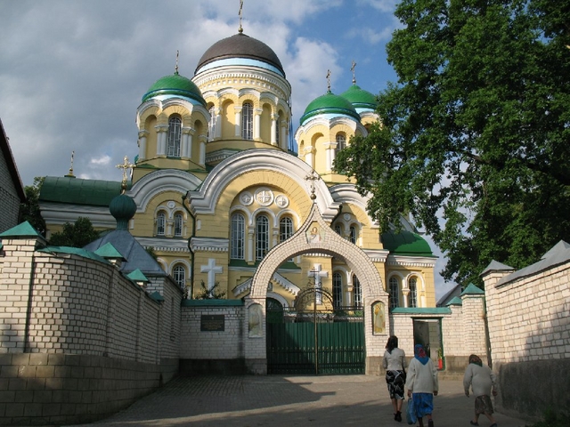 Main entrance to the monastery