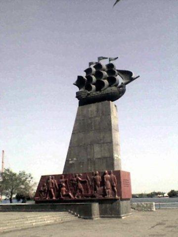 Kherson. Monument to the first ship with 60  cannons